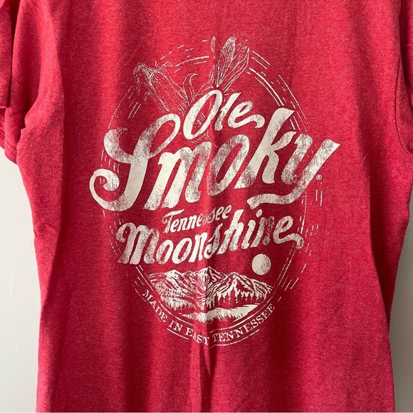 Ole Smokey Tennessee Moonshine Red Graphic Tee Medium - Picture 2 of 5